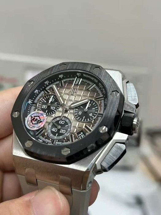 audemars piguet offshore нов модел /зелен