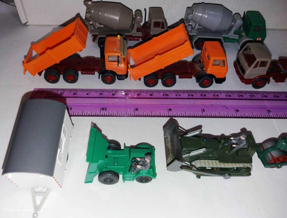 Vand machete auto santier, constructii, scara 1:87 ?HO, pr Wiking