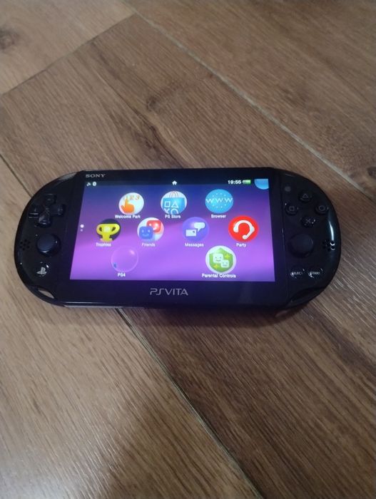 Продавам  PSvita
