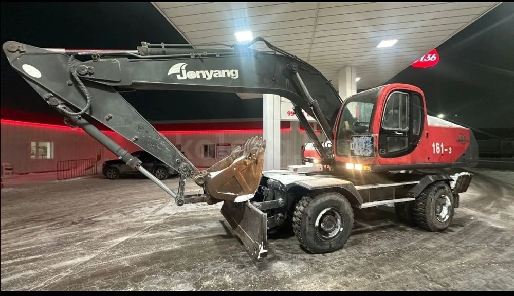 Колесные экскаватор