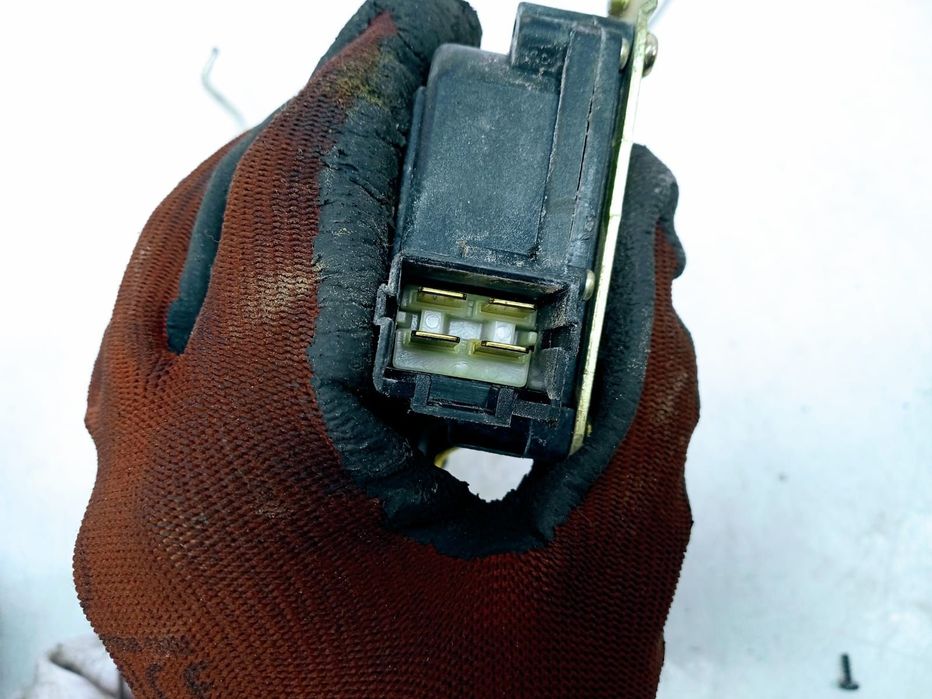 Broasca incuietoare dreapta fata 95748-25000 Hyundai Accent MC  [din 2006 pana  2011]