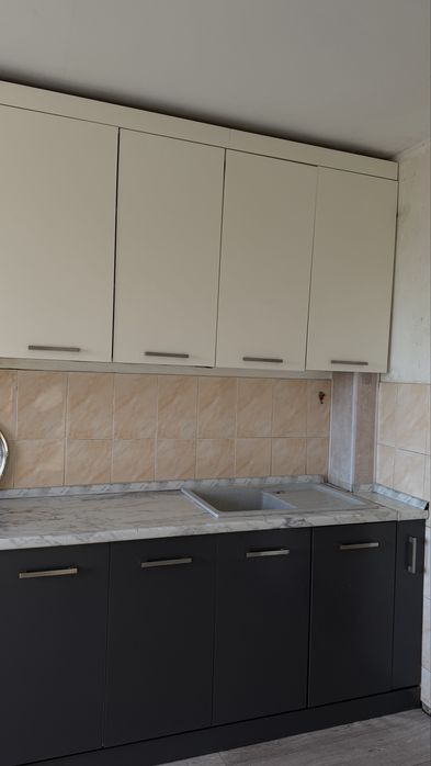 Продам кухонный гарнитур б/у