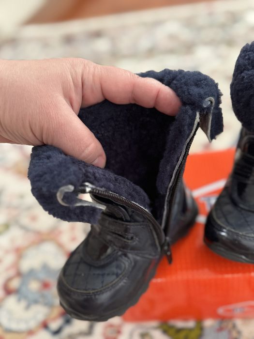 Зимние детские сапоги