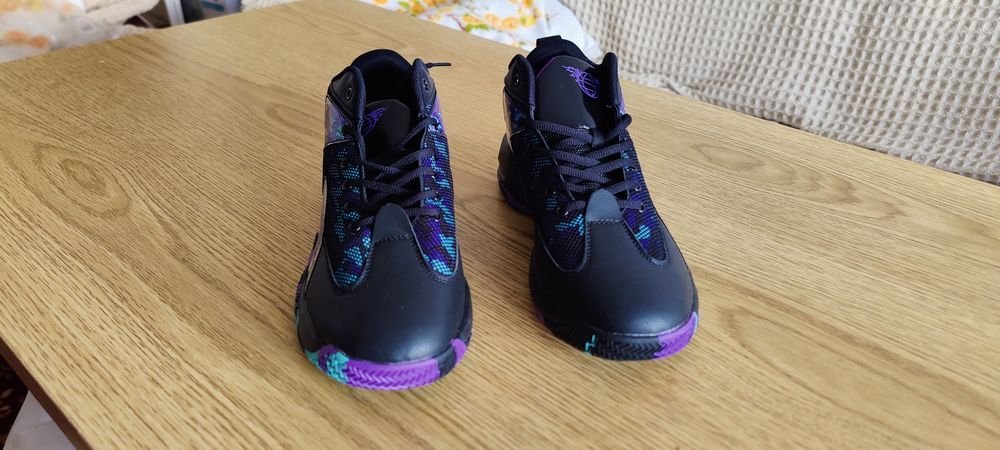 Баскетболни маратонки