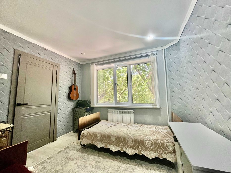 4-комнатная на 7 мкрн ][