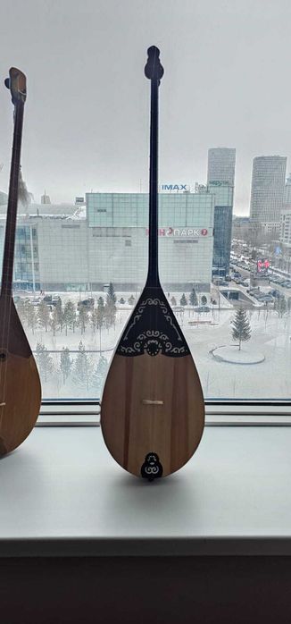 Домбыра инструменталды