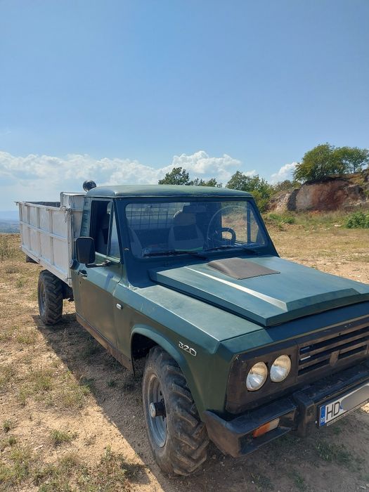 Aro 320 camionetă