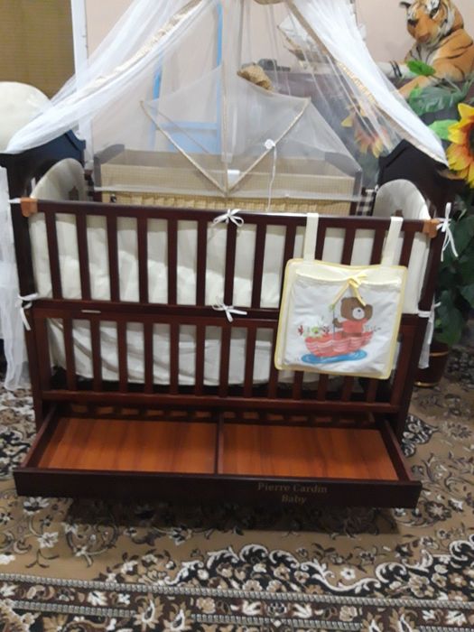 Детская кроватка PIERRE CARDIN