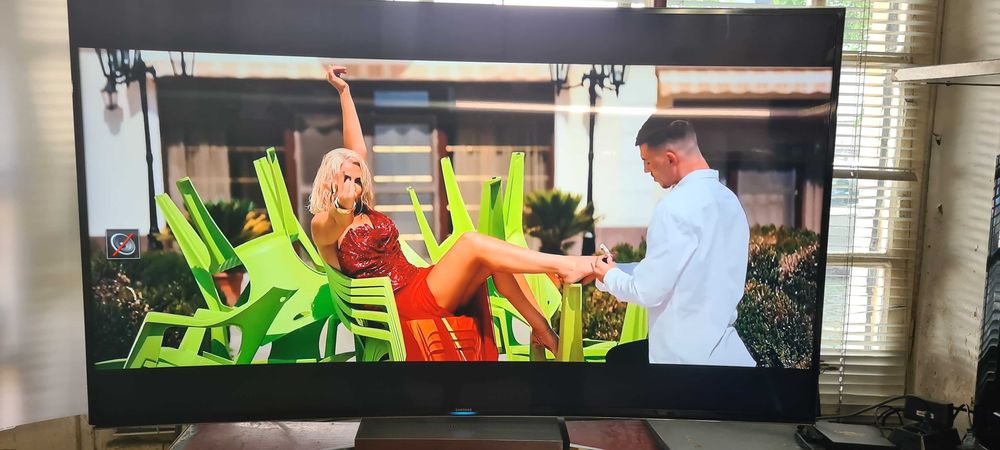 55 инча Samsung UE55HU8590 - 4K /Ultra HD/ Smart TV/ Wi-Fi/ Curved Panel- премиум модел