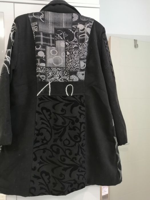 Обява 14 Дамски, немски, кожена шуба и ботиково палто