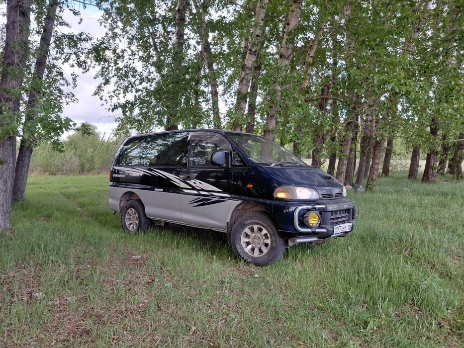 Продам митсубиси делика