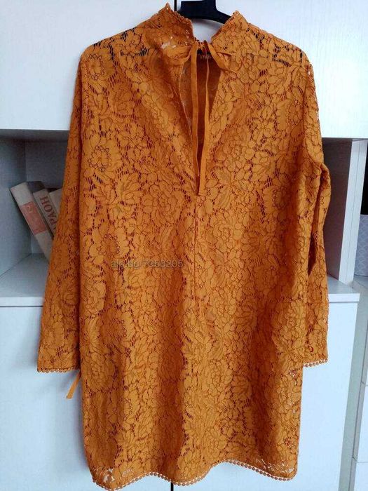Официална оранжева дантелена рокля