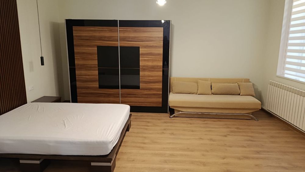 Inchiriez casă 3 camere  ultracentral (Mociulschi)