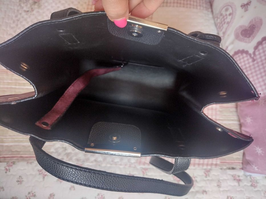 Дамска чанта вишнева