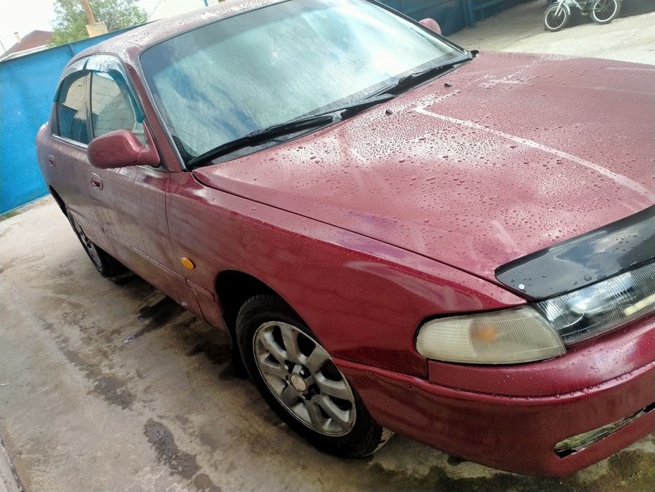 Продам Мазда кронус 1993 г объем 2.0