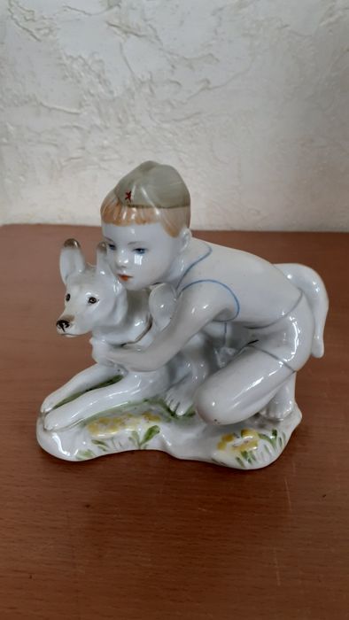 Статуэтки из СССР.