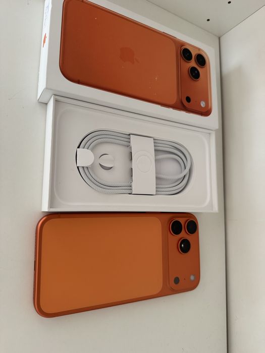 iPhone 17 pro max с гаранция