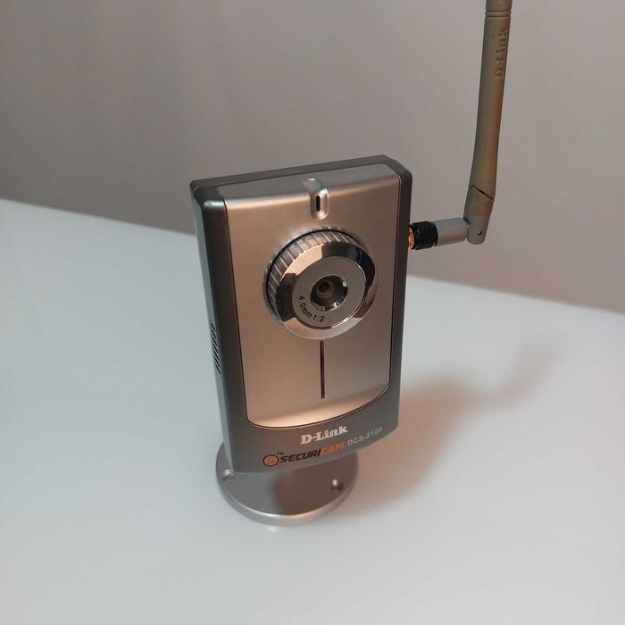WiFi IP камера D-Link SecuriCam DCS-2120 | Безжично видеонаблюдение за дома