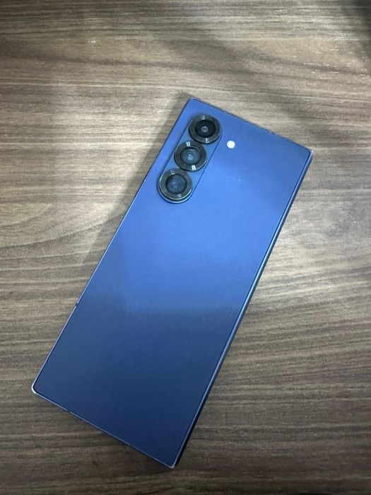 Samsung galaxy z fold 6