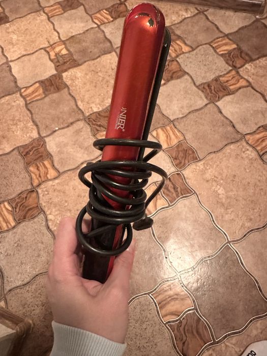 Утюжок для волос гафре