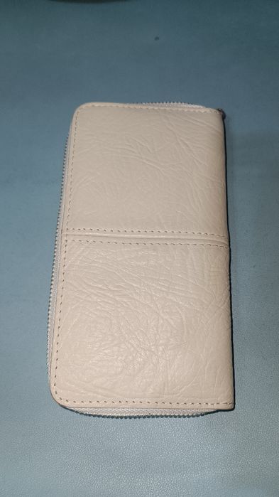 Продам натуральную кожаную сумку