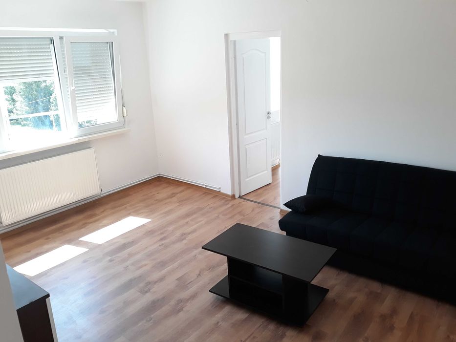 Inchiriez apartament 2 camere, renovat, et. 3, str. Ceahlaului, Lugoj
