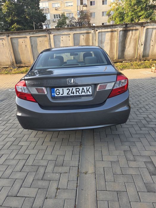 HONDA Civic 2015 — imagine 2