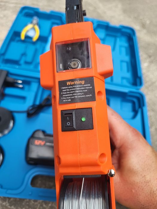 Акумулаторна машина за връзване на арматура