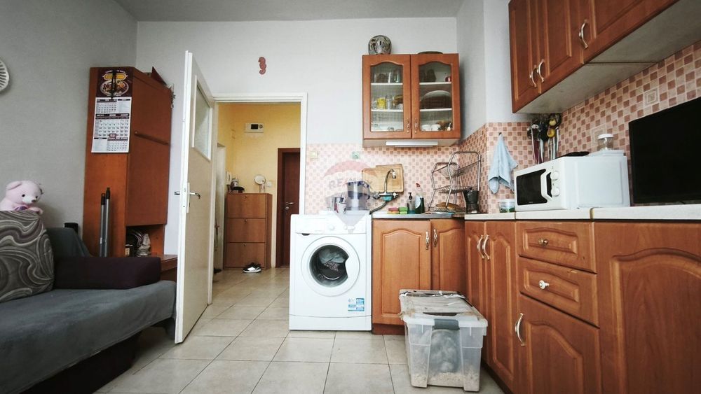 Продава се Двустаен апартамент в Варна, Възраждане 3 - 40 кв.м за 1988 €/кв.м - Снимка #5