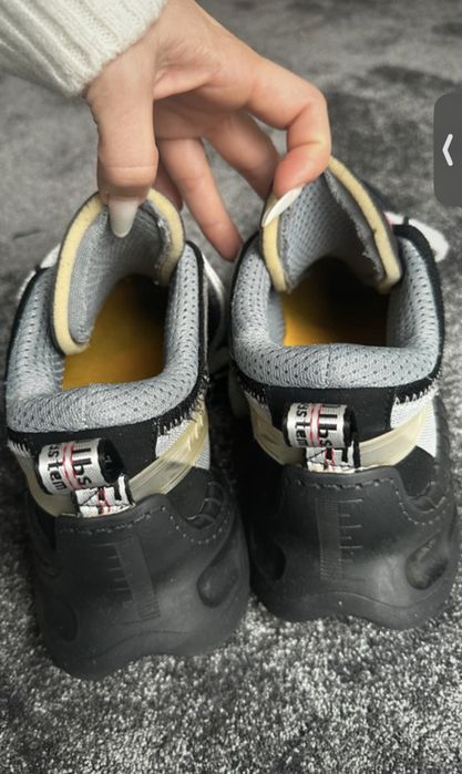 Off-White Odsy 1000 black