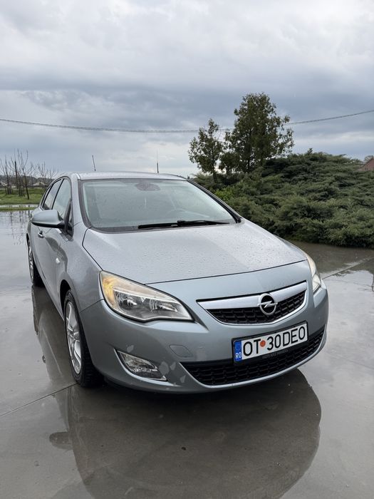 Opel Astra J CDTI