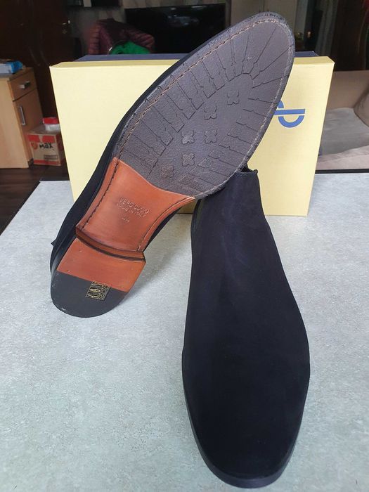 Нови италиански елегантни боти Ciro de Pascale ном.44- естествен велур