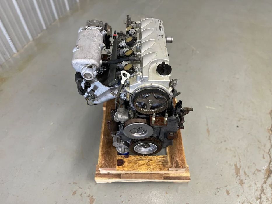 Привозной двигатель 4G64 GDI