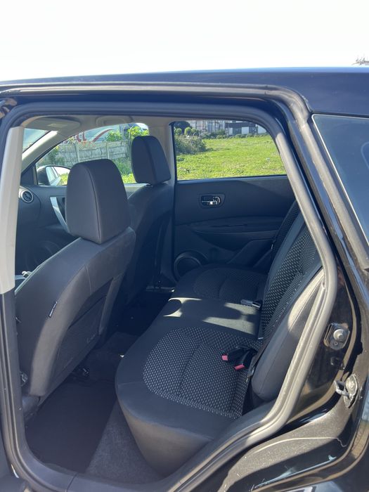 Nissan Qashqai 1.5 dCi 106 CP - Adus recent din Germania