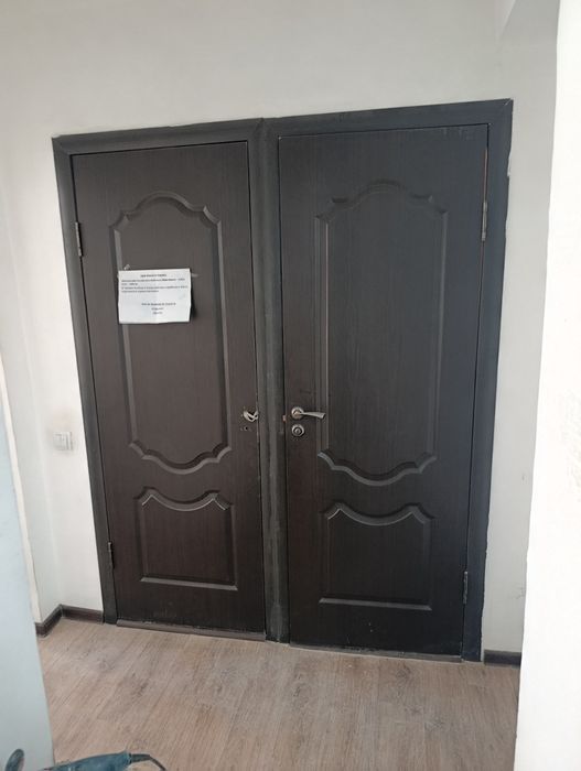 Продам двери 5000тг