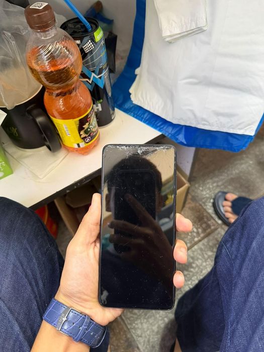Poco x3 Pro Sotiladi