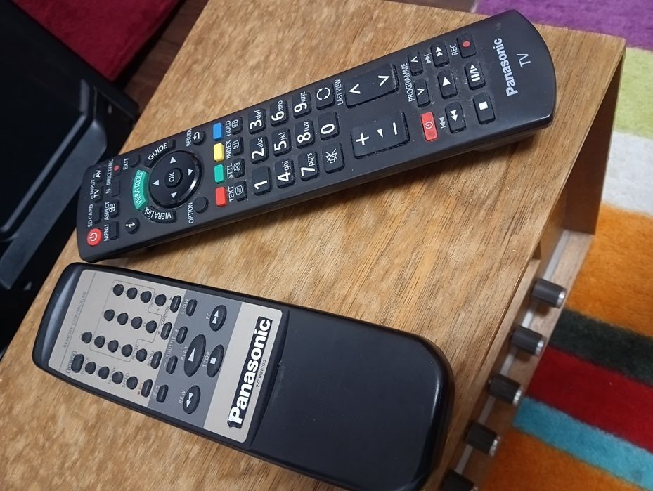 Telecomanda pentru video VHS PANASONIC NV65 și TV