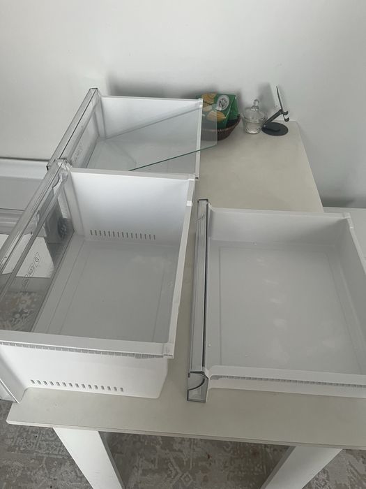 Продам холодильник