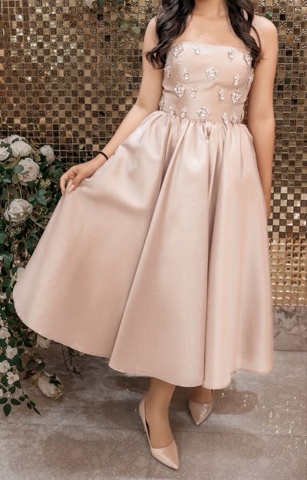 Платье вечернее