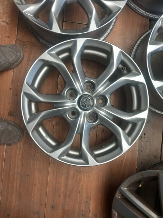 Jante mazda r16 5x114.3 et 50