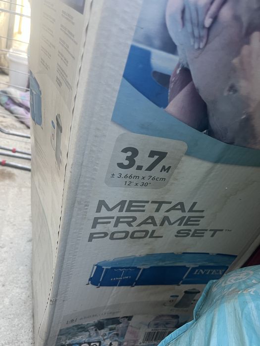 Piscina intex cu pompa