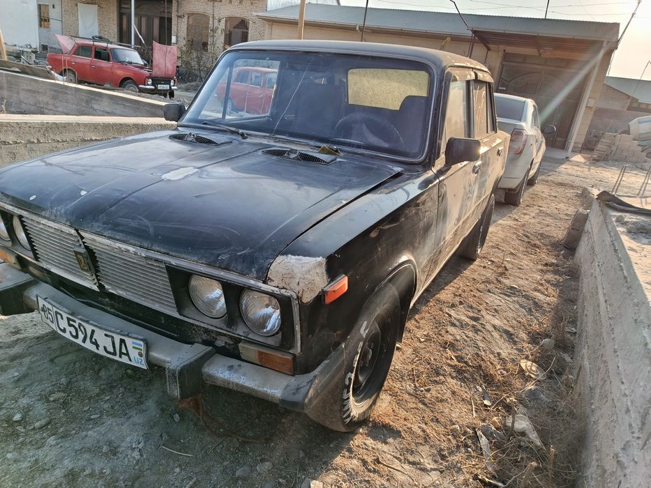 06 Jiguli sotiladi benzin