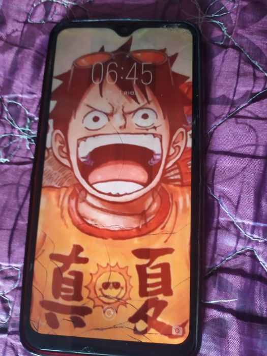 Продам смартфон Vivo.