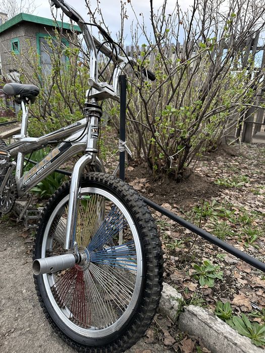 Велосипед BMX     .