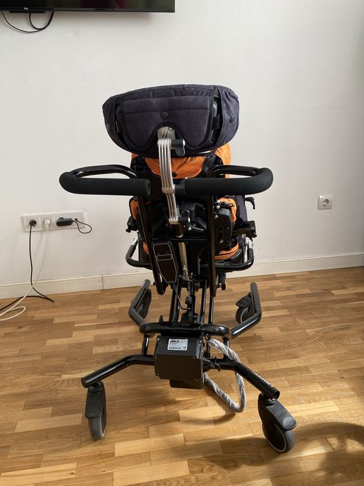 комнатное кресло для инвалидов