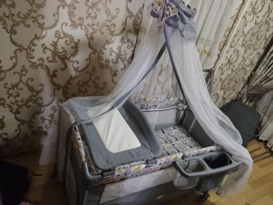 Детский кровать..