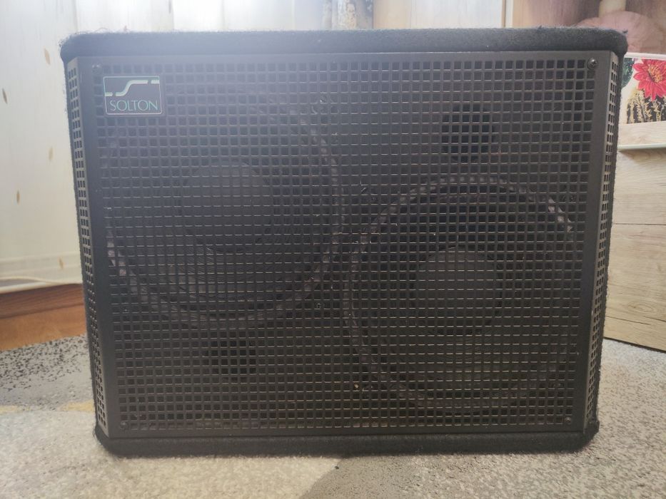 Subwoofer Solton 2x10inch 500w rms + 2 ieșiri  pentru sateliți!