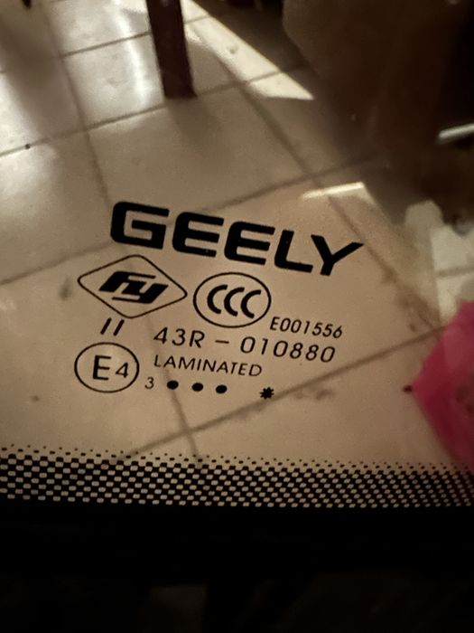 Лобовое стекло оригинал Geely Coolray 2023 рестайл
