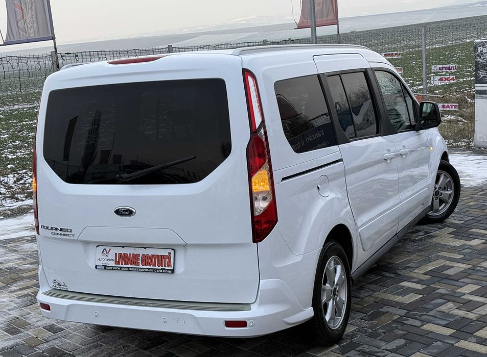 *RATE*Ford Tourneo Connect Grand maxi 7loc 1.6TDci 116CP 06/2015 TOP!