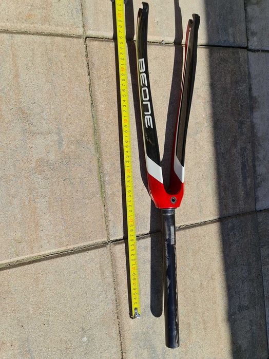 Furca cursiera carbon